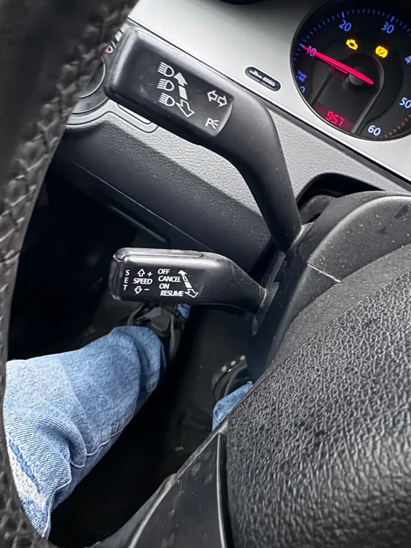 VW Passat 2.0TDI DSG BMP, снимка 13 - Автомобили и джипове - 52890029