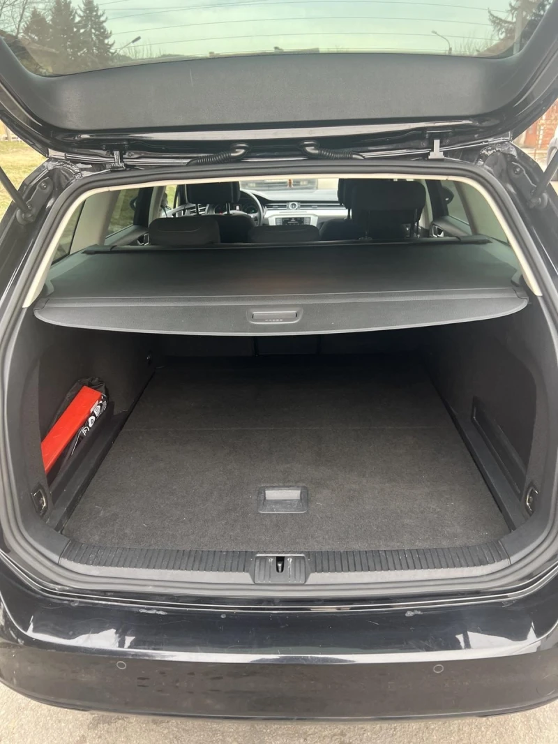 VW Passat комби, снимка 6 - Автомобили и джипове - 53083858