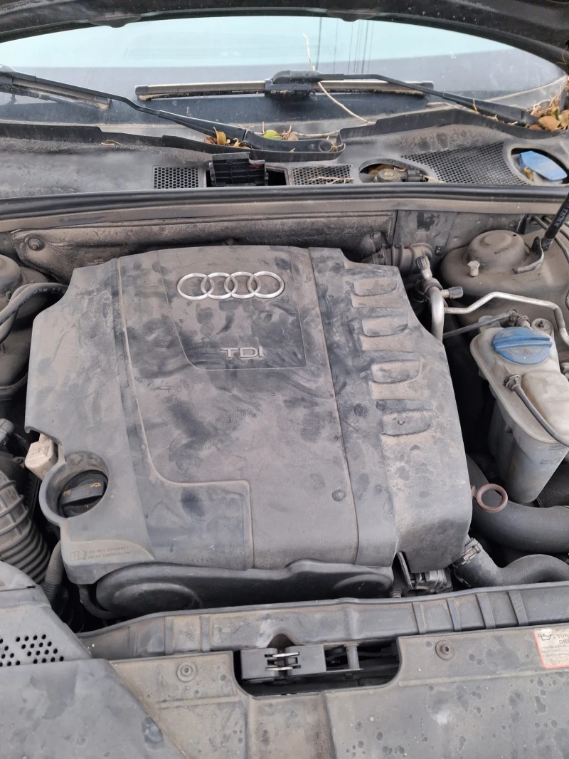 Audi A4 2.0TDI AVTOMAT НА ЧАСТИ, снимка 4 - Автомобили и джипове - 53209277