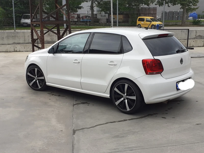 VW Polo Confordline , снимка 3 - Автомобили и джипове - 53413597