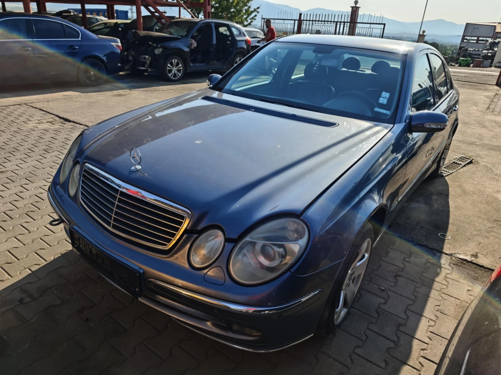 Mercedes-Benz E 270 CDI, снимка 1