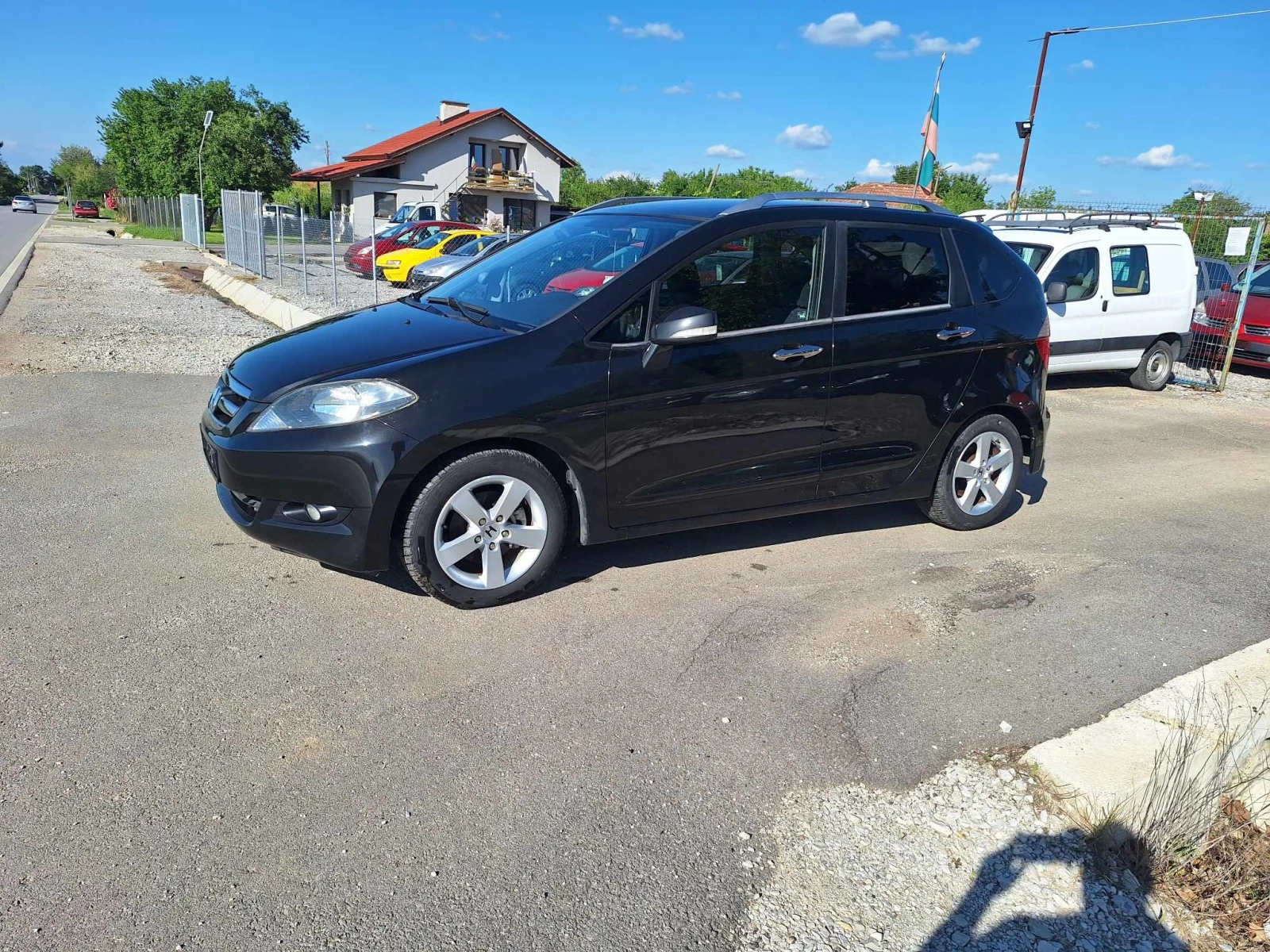 Honda Fr-v 2.2ictdi 6mesta - изображение 2