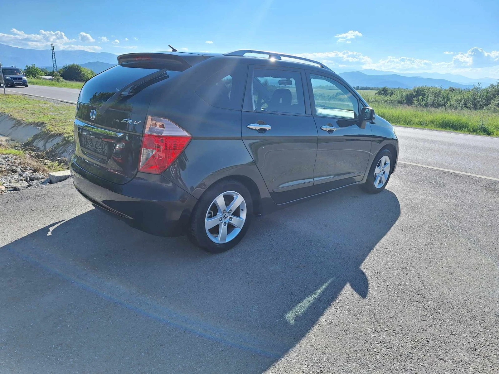 Honda Fr-v 2.2ictdi 6mesta - изображение 5