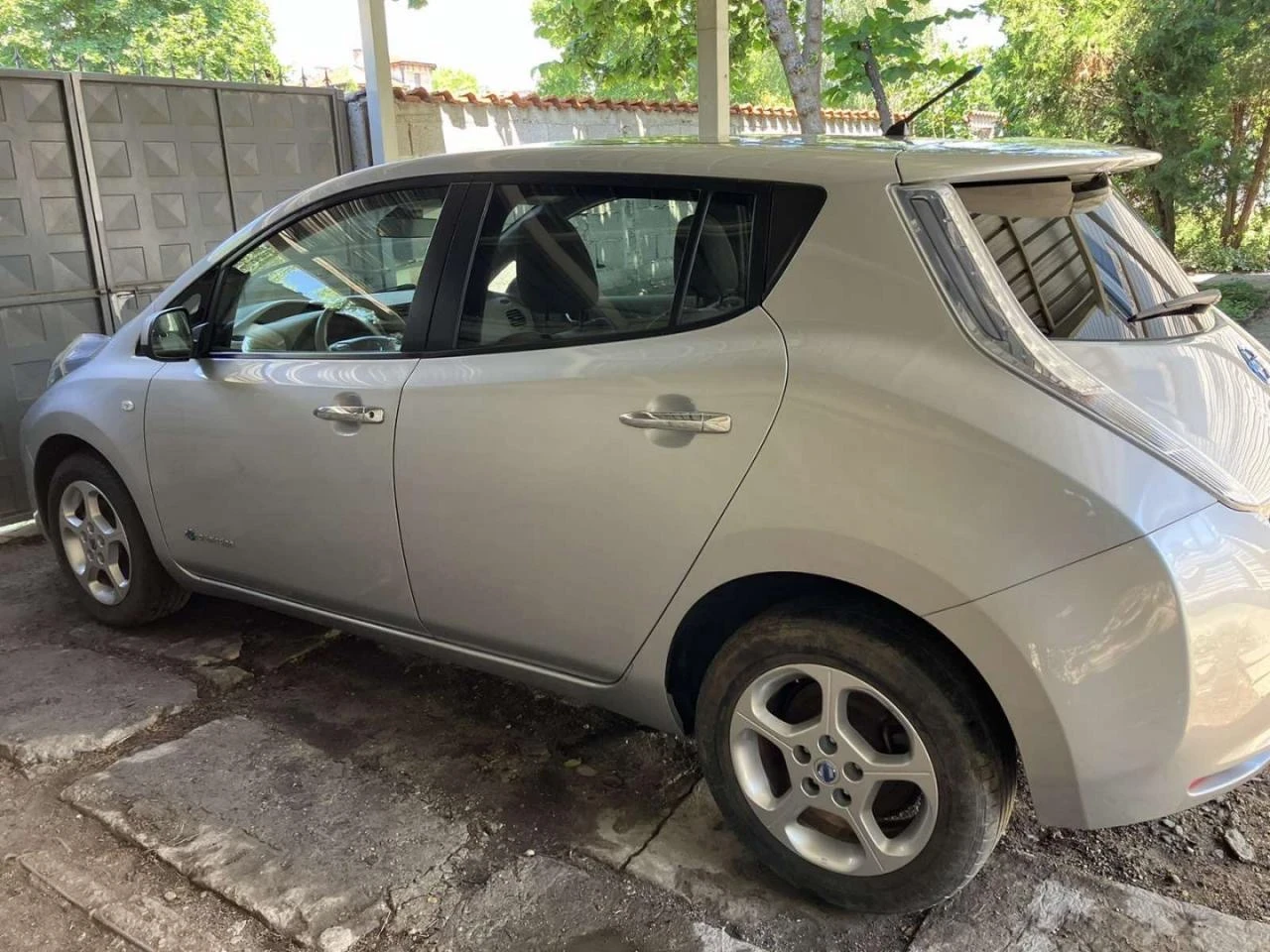 Nissan Leaf  24 KW, ПЕРФЕКТЕН - изображение 6