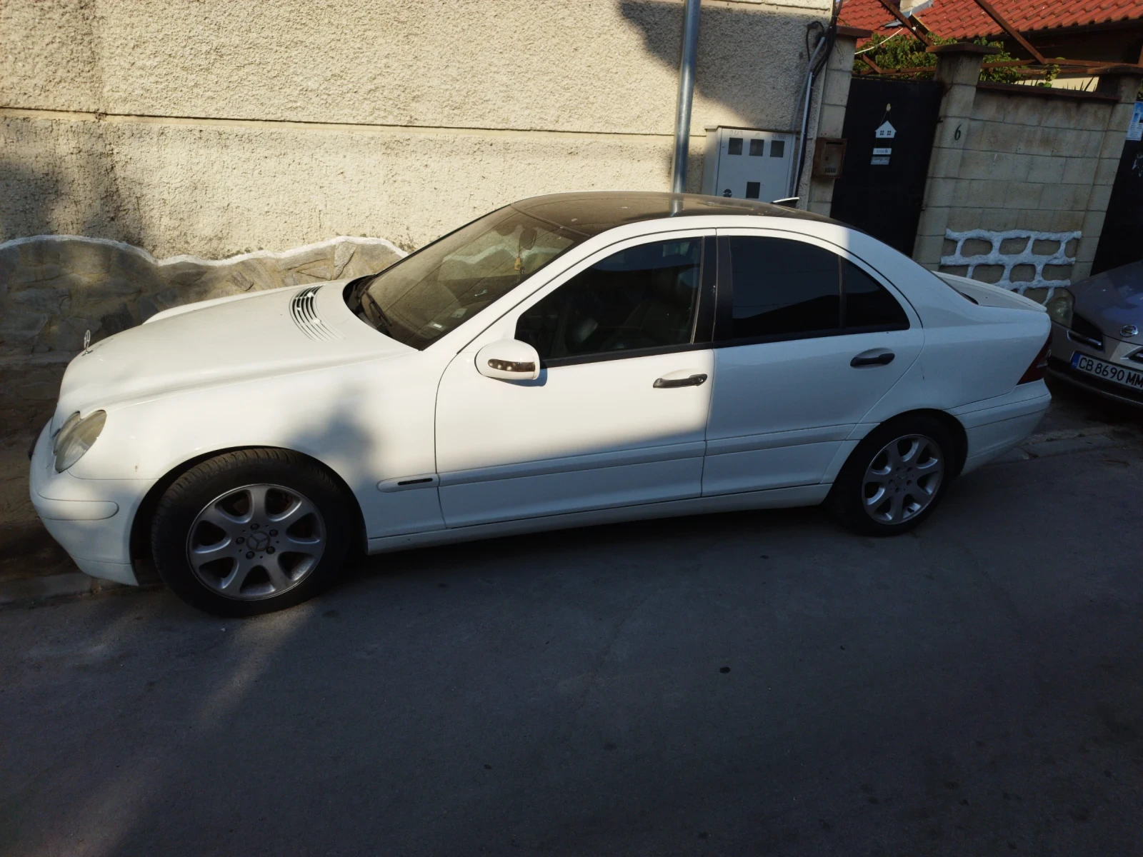 Mercedes-Benz C 200  - изображение 2