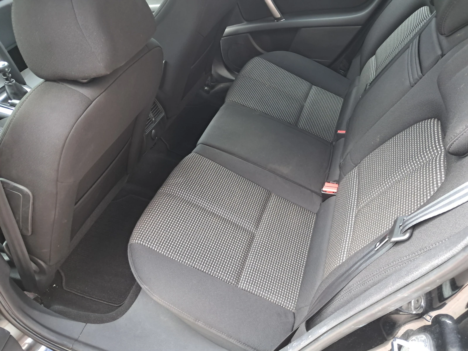 Peugeot 407 -77000 км КАТО НОВА - изображение 7