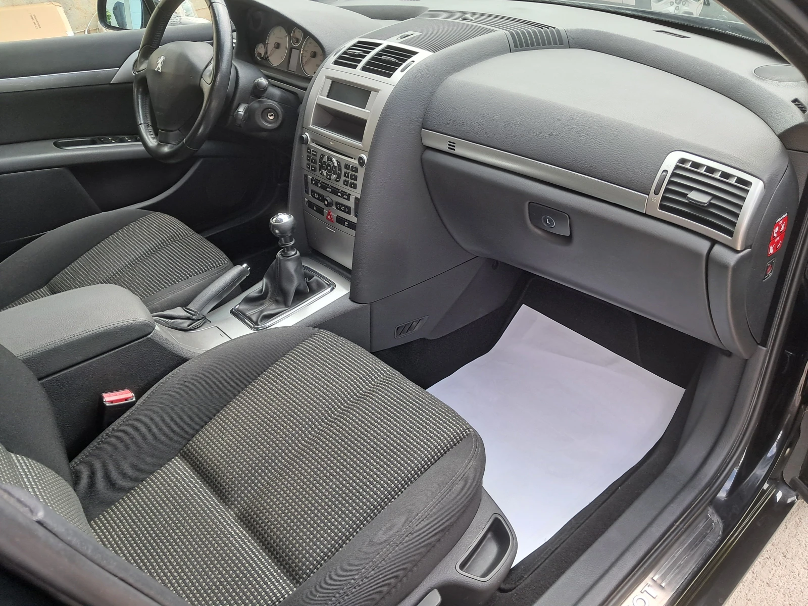 Peugeot 407 -77000 км КАТО НОВА - изображение 6