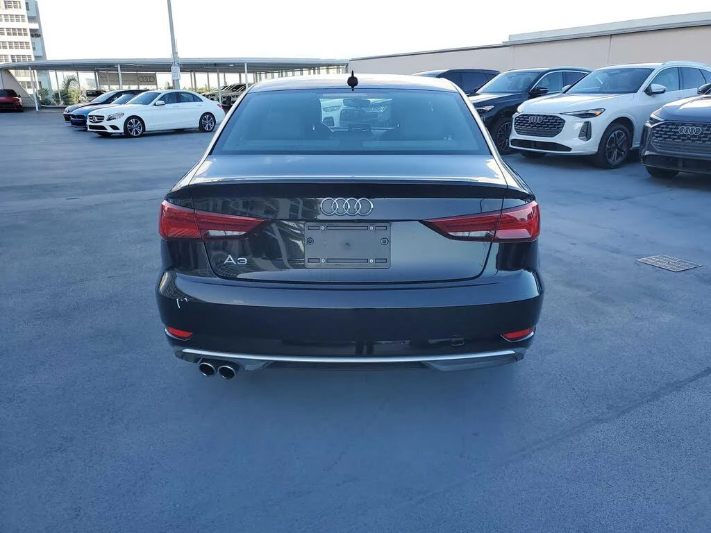 Audi A3 * Premium Plus* HeadUp* АвтоКредит* (ЦЕНА ДО БГ) - изображение 5