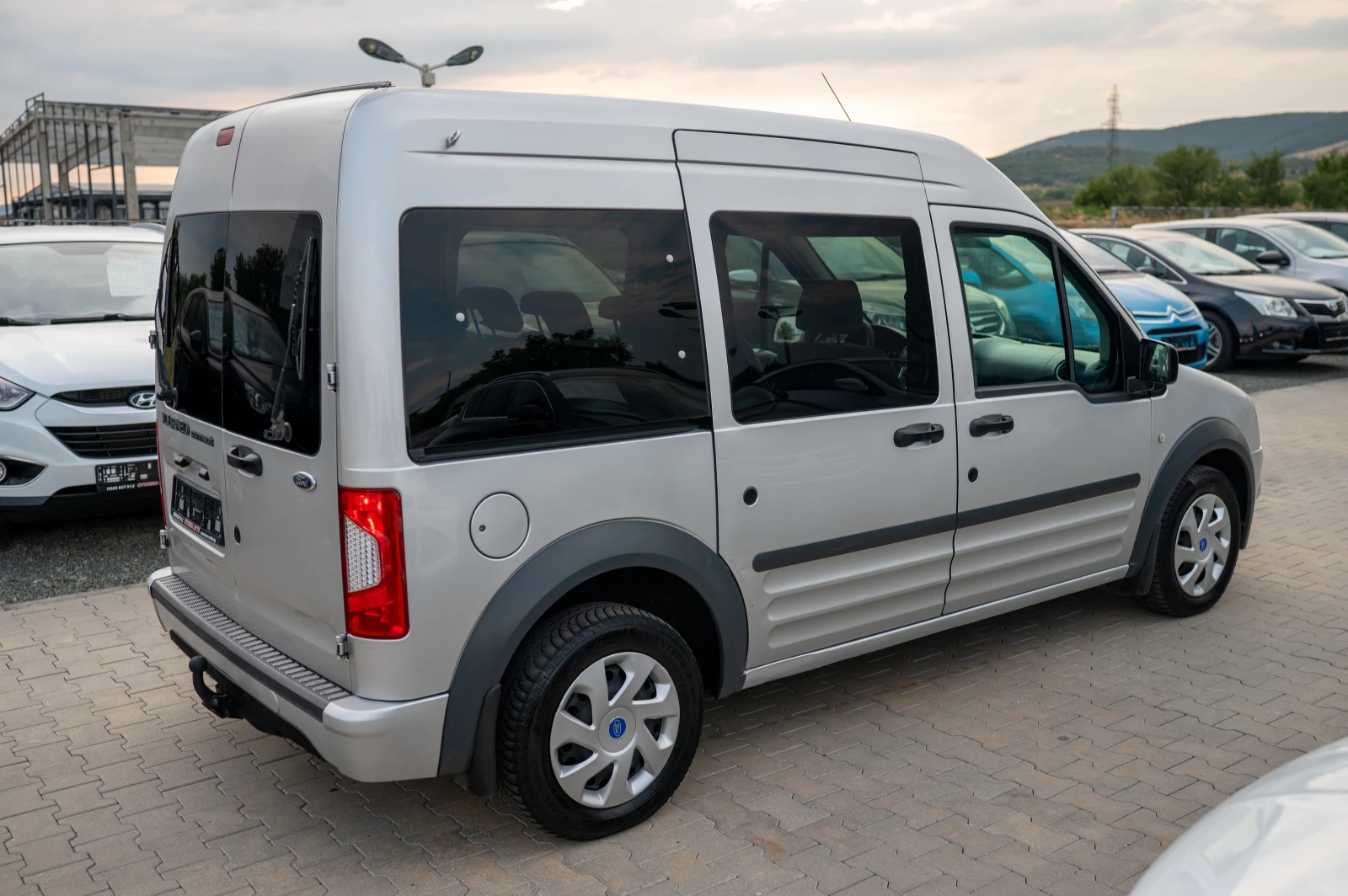Ford Connect 1.8* 8места* 90кс - изображение 6