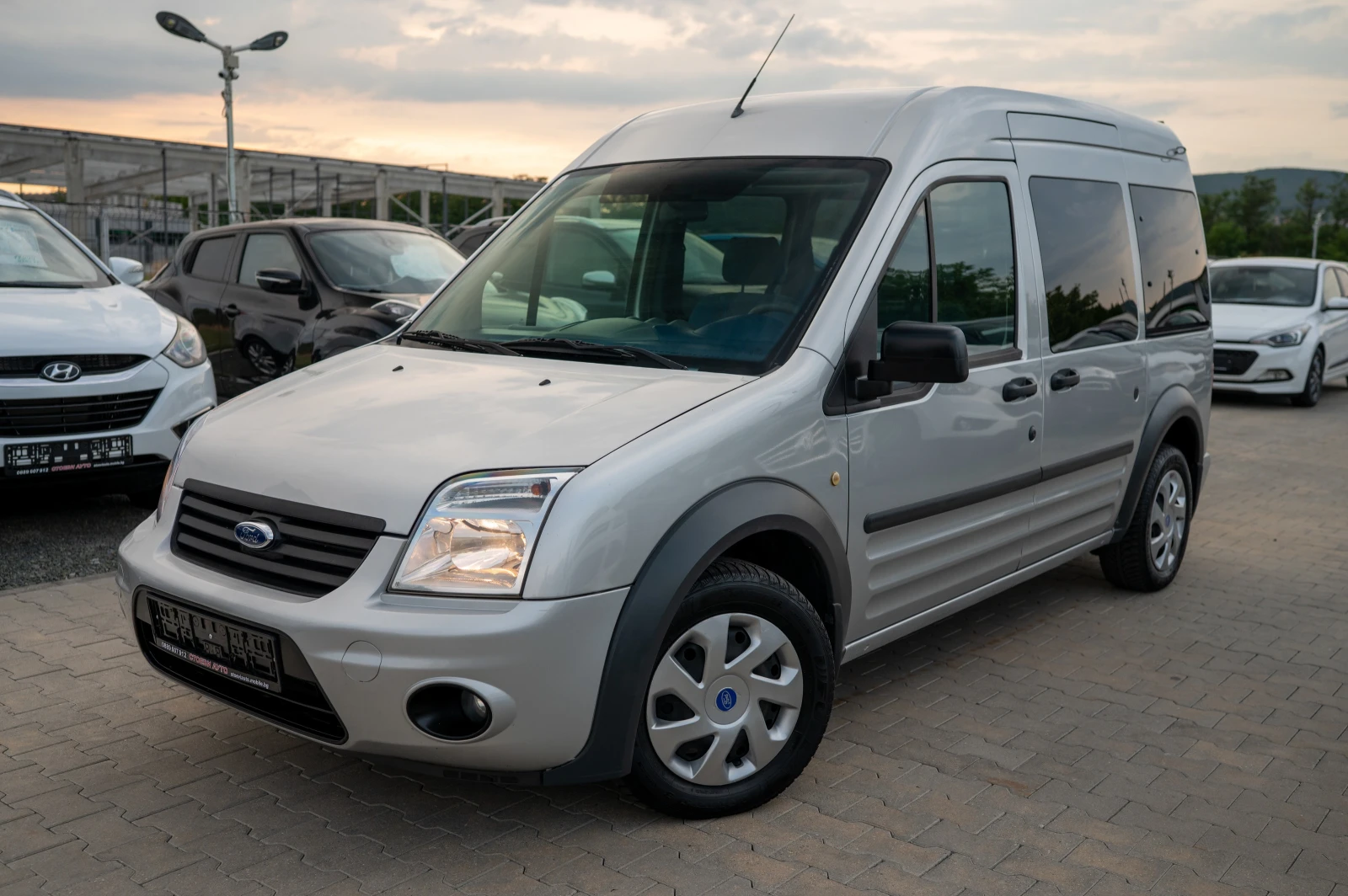 Ford Connect 1.8* 8места* 90кс - изображение 3