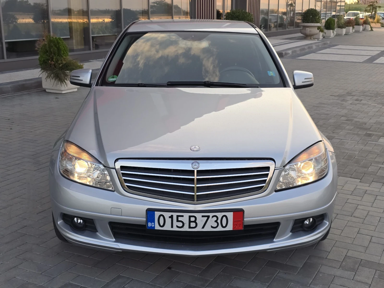 Mercedes-Benz C 200 2.2/646/РЪЧКА 6 СКОРОСТИ - изображение 3