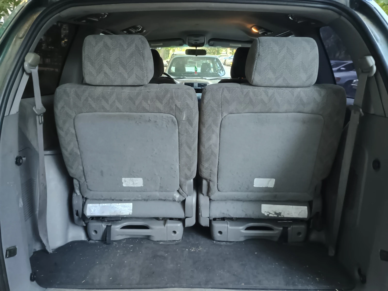 Kia Carnival 2, 5 V6 газ 5+ 1 - изображение 9