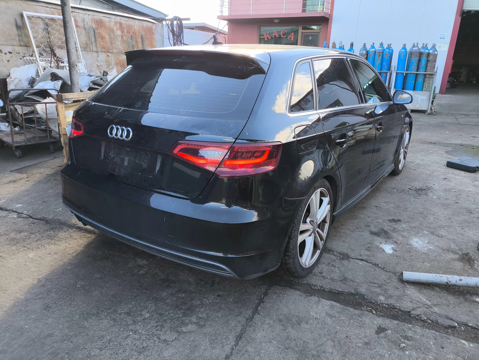 Audi A3 1.4tfsi Sline - изображение 5