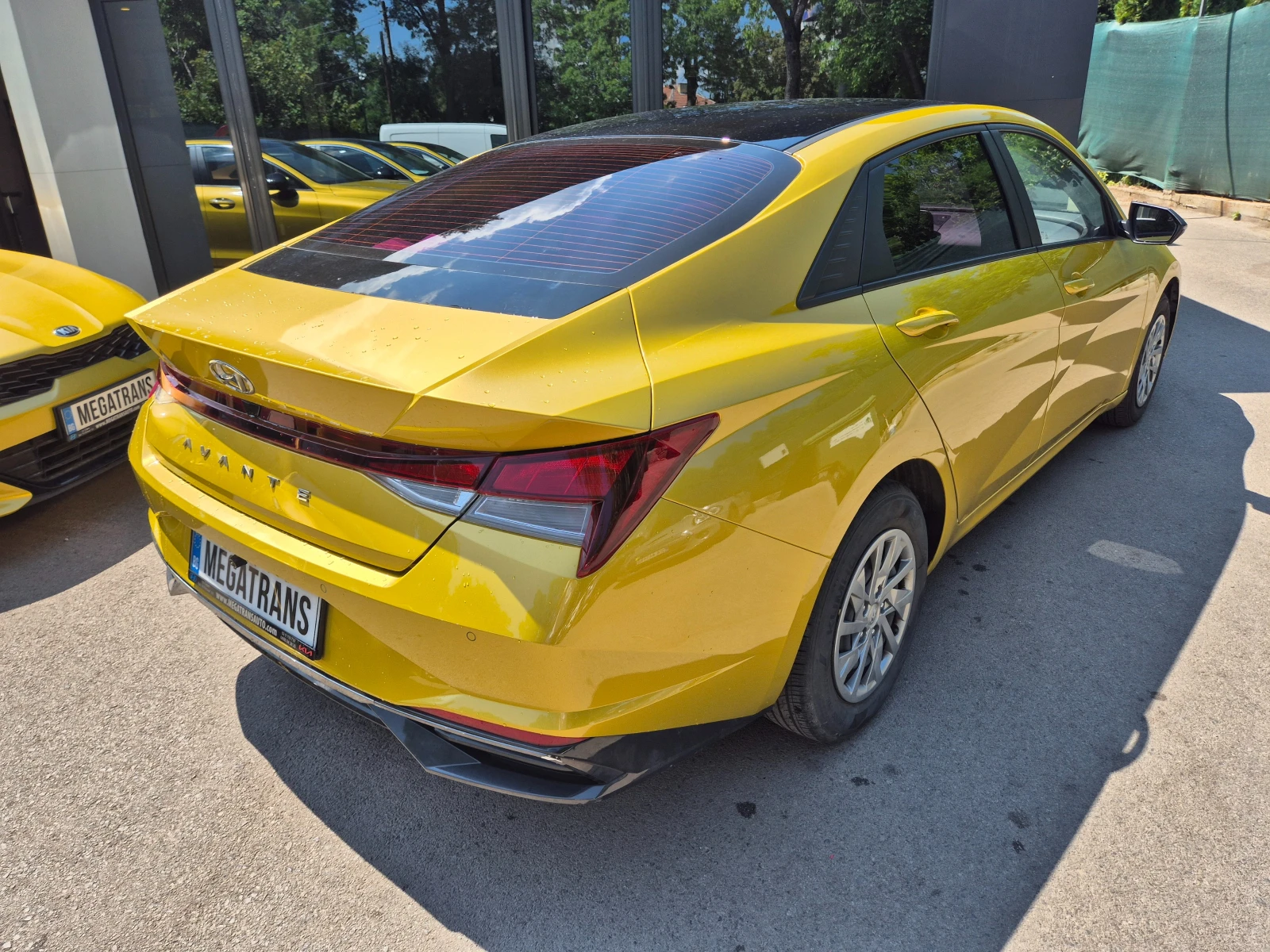 Hyundai Elantra 1.6 cm3 LPG ЛИЗИНГ - изображение 4