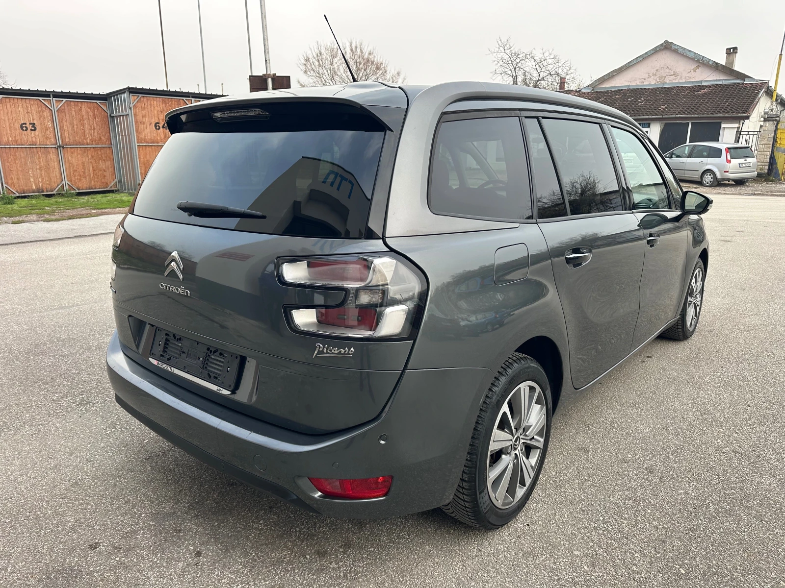 Citroen C4 Picasso 2.0HDI Exclusive Design  | Mobile.bg   7