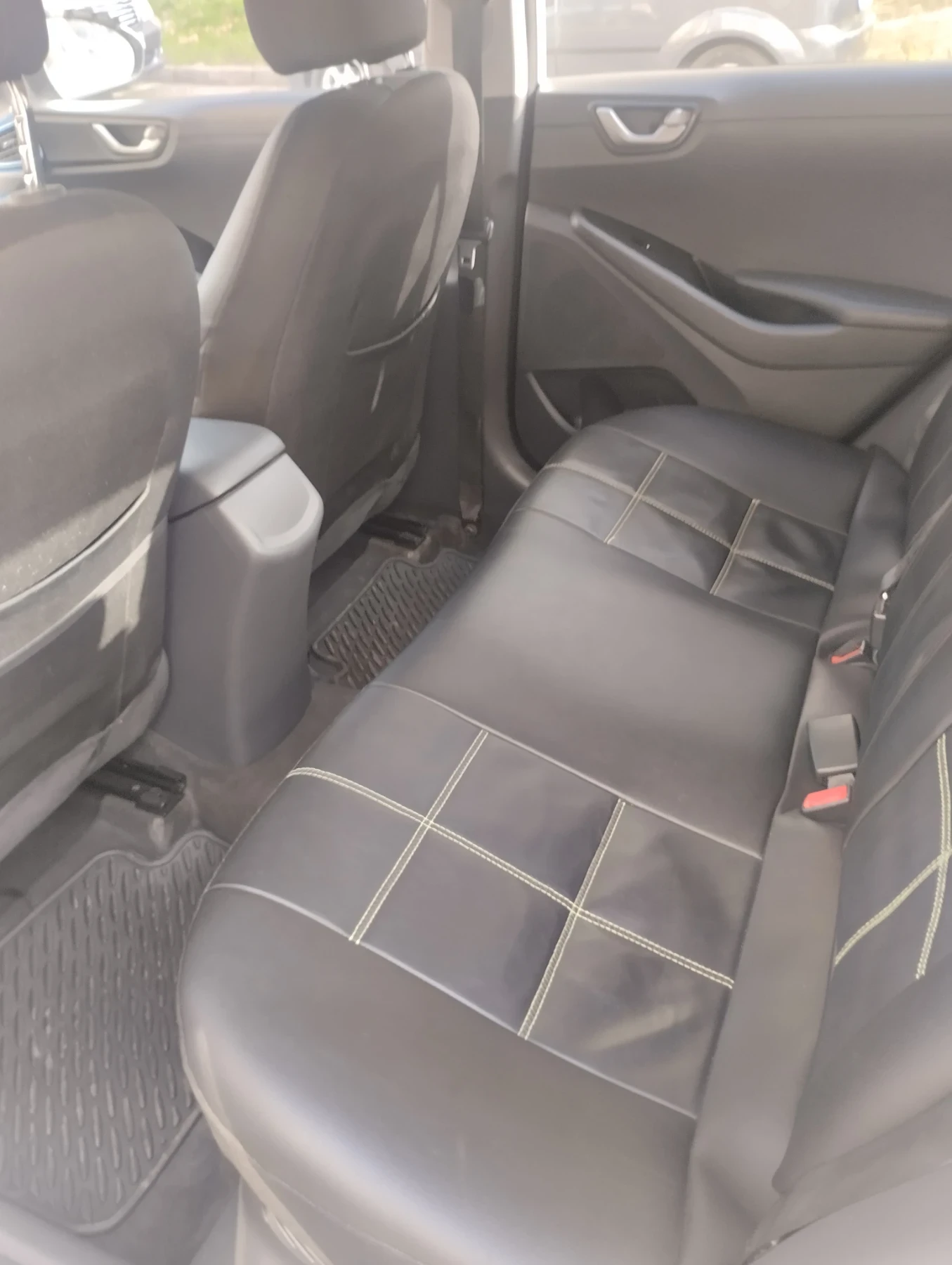 Hyundai Ioniq  - изображение 7