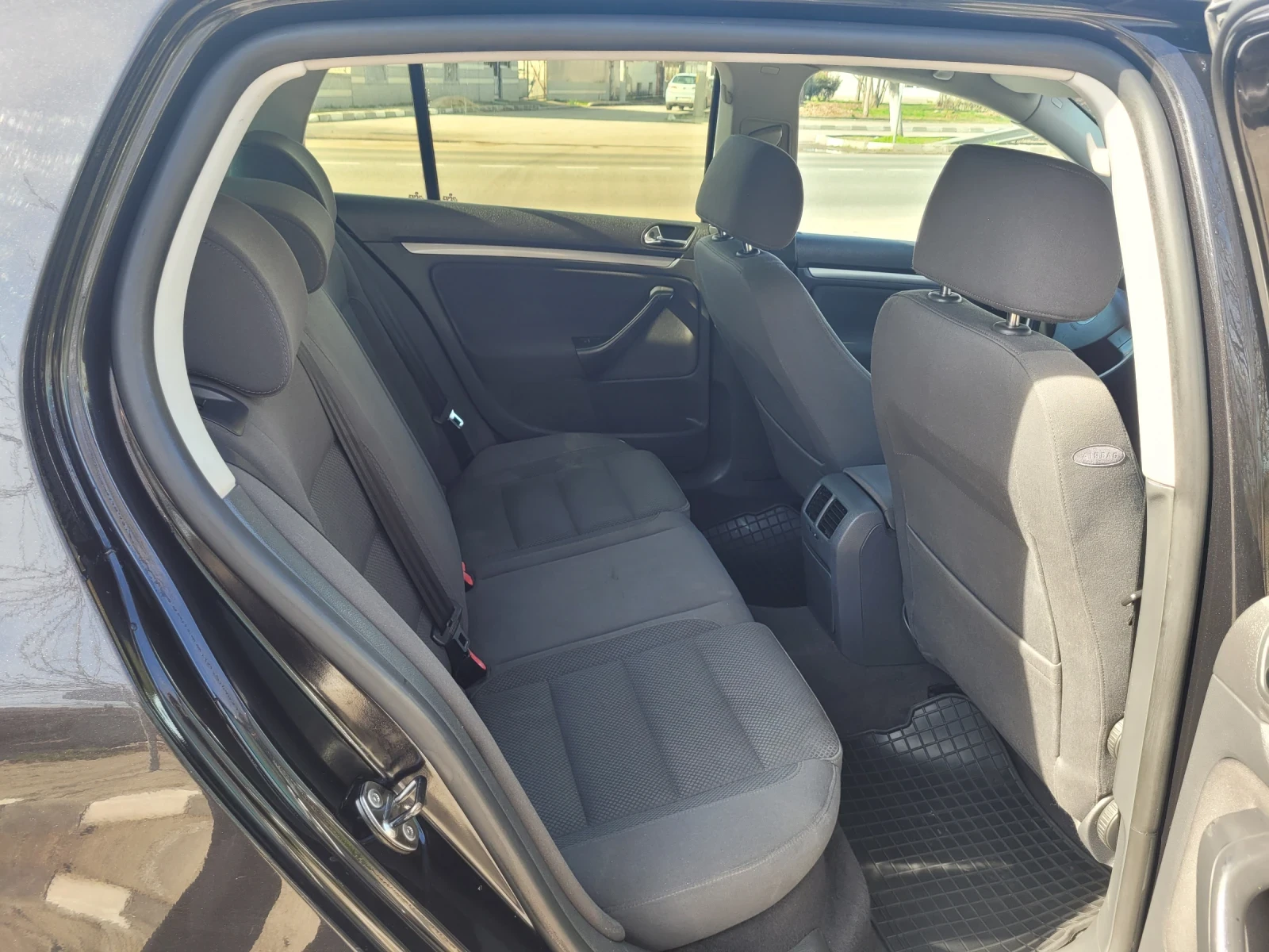 VW Golf 1.9TDI BKC - изображение 6