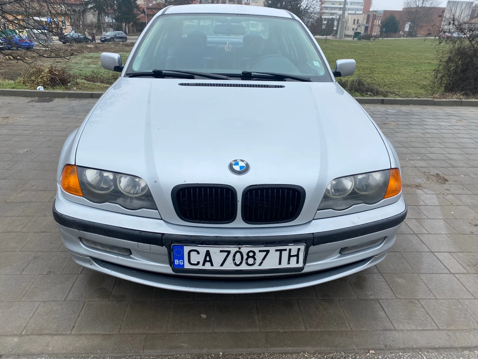 BMW 318  - изображение 2