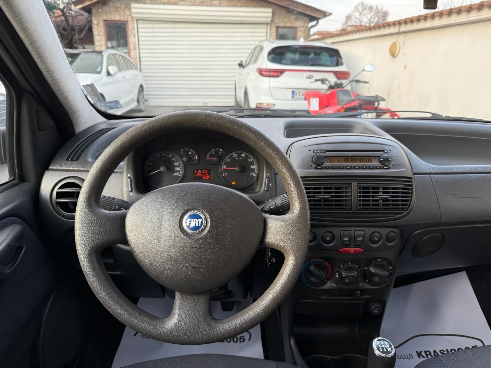 Fiat Punto 1.3M-JET , снимка 9 - Автомобили и джипове - 53760338