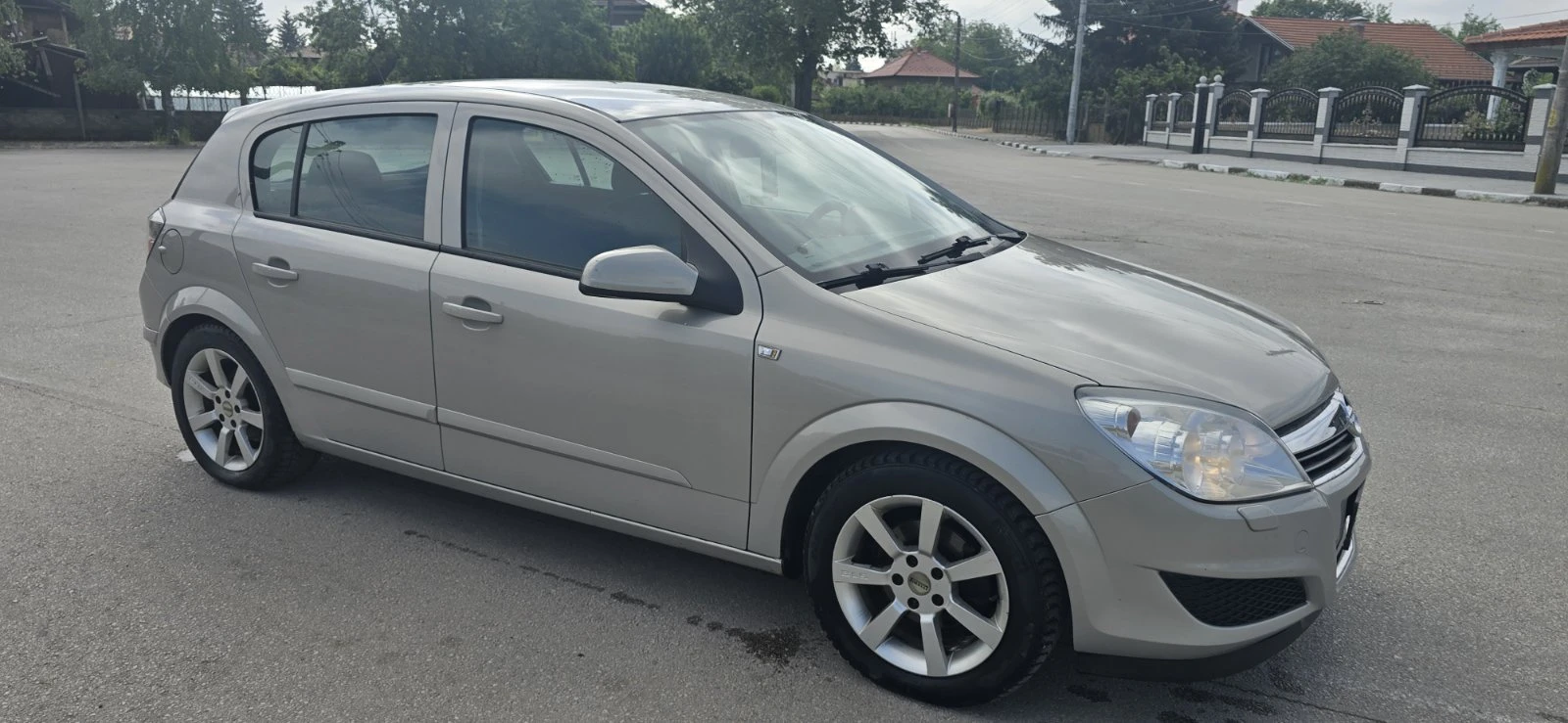 Opel Astra 1.7 Ecoflex, снимка 3 - Автомобили и джипове - 54511392