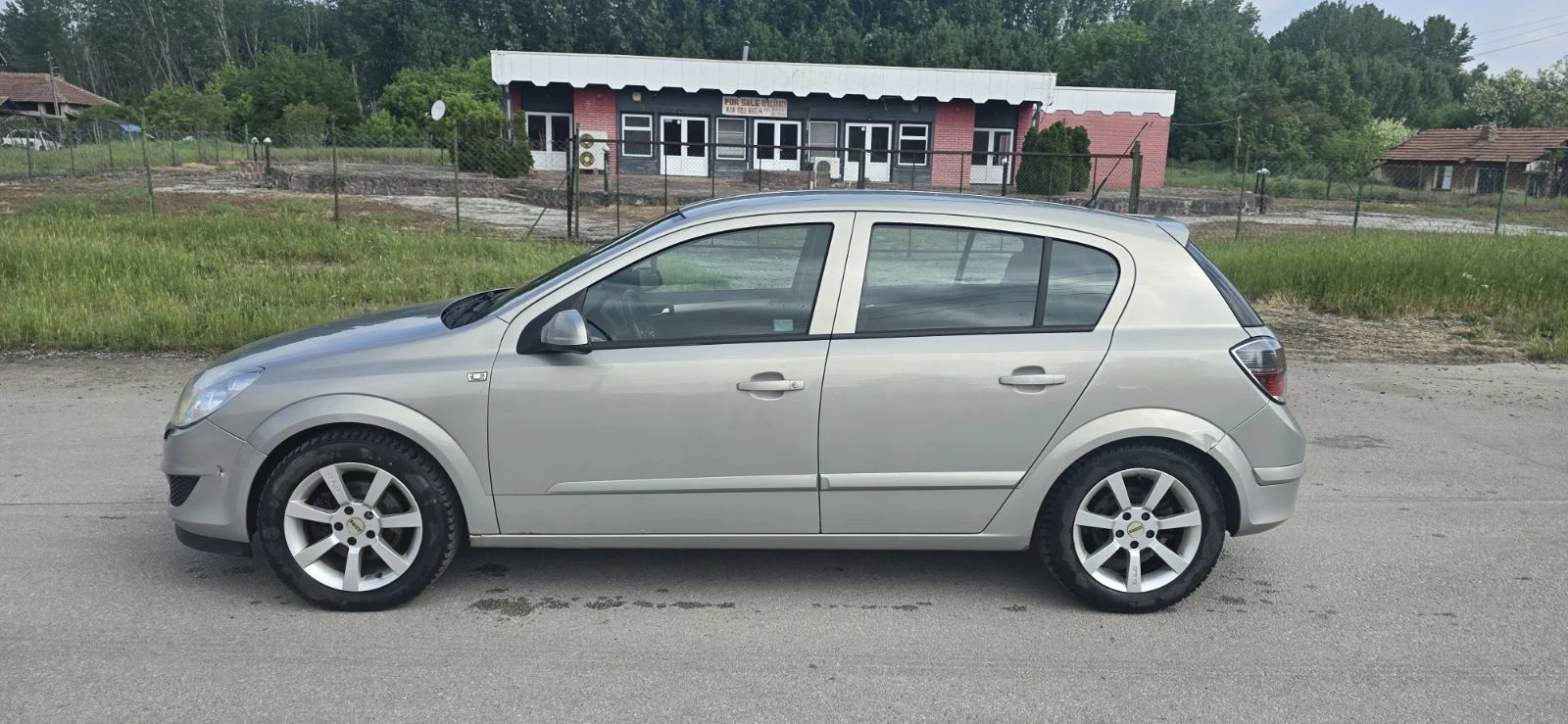 Opel Astra 1.7 Ecoflex, снимка 4 - Автомобили и джипове - 54511392