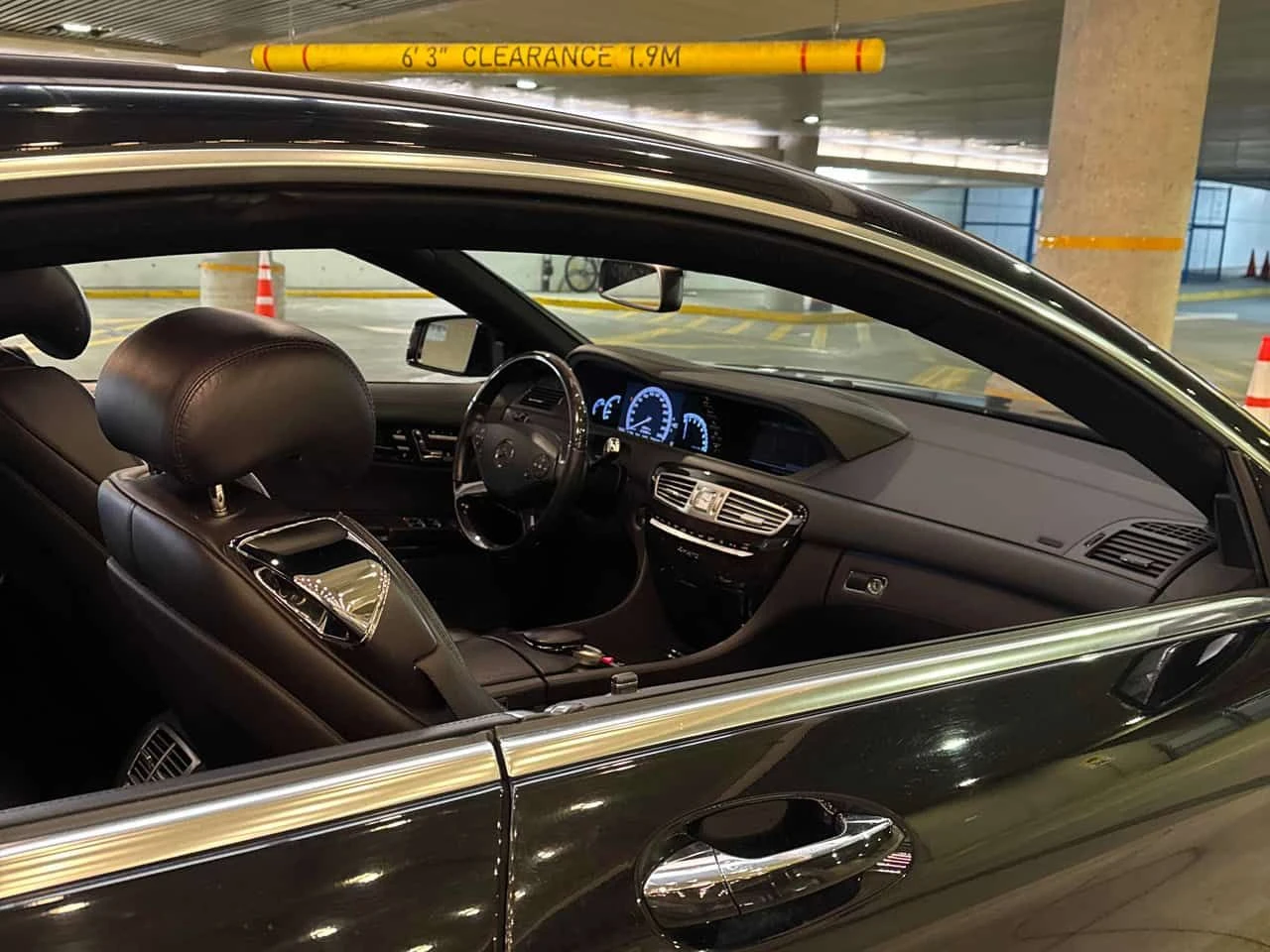Mercedes-Benz CL 500 * CARFAX * АВТОКРЕДИТ БЕЗ ПЪРВОНАЧАЛНА ВНОСКА, снимка 13 - Автомобили и джипове - 54737534