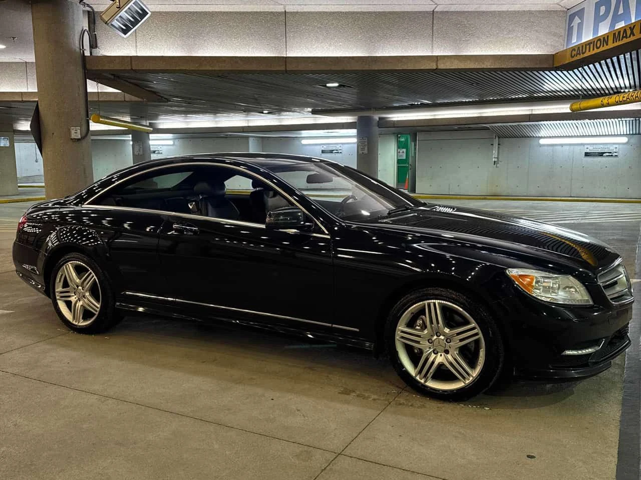 Mercedes-Benz CL 500 * CARFAX * АВТОКРЕДИТ БЕЗ ПЪРВОНАЧАЛНА ВНОСКА, снимка 3 - Автомобили и джипове - 54737534