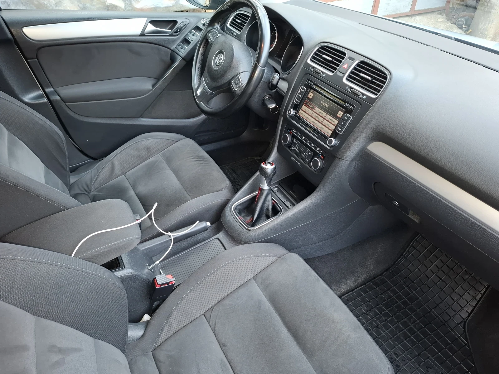 VW Golf, снимка 11 - Автомобили и джипове - 54877343