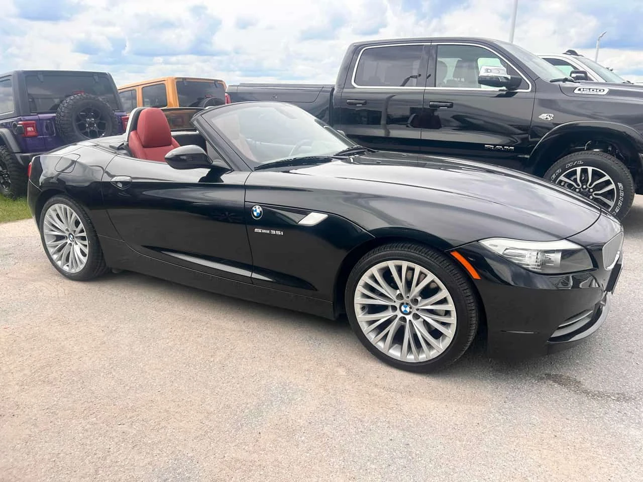 BMW Z4 * sDrive35i * АВТОКРЕДИТ * ГЛАВНО ПРЕДСТАВИТЕЛСТВО, снимка 4 - Автомобили и джипове - 55181280
