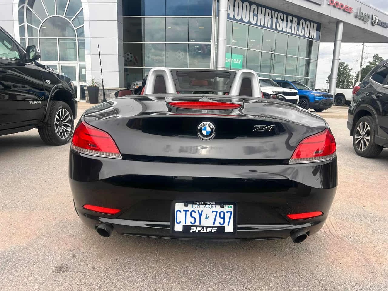 BMW Z4 * sDrive35i * АВТОКРЕДИТ * ГЛАВНО ПРЕДСТАВИТЕЛСТВО, снимка 5 - Автомобили и джипове - 55181280