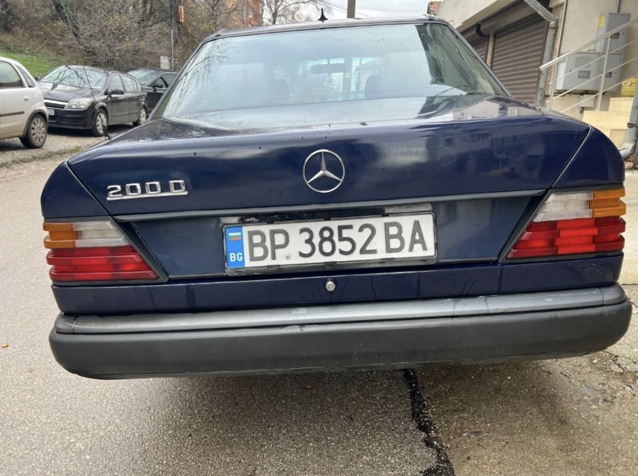 Mercedes-Benz 124 200D, снимка 3 - Автомобили и джипове - 55522672