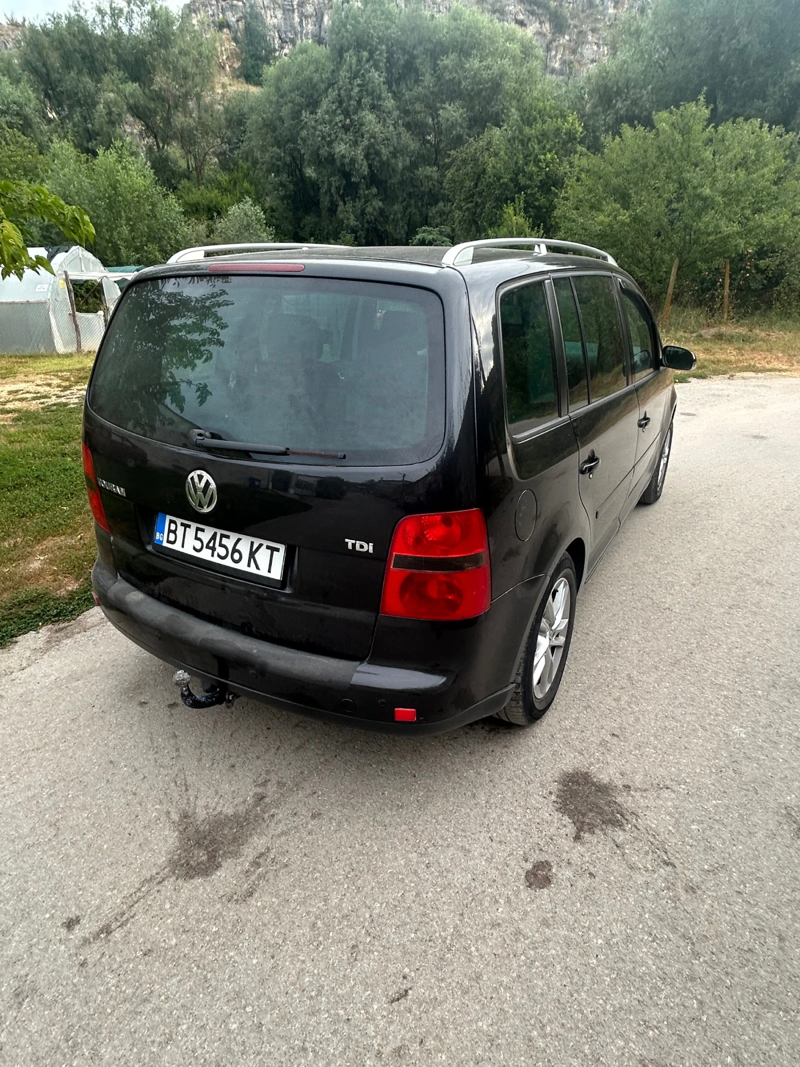 VW Touran 1.9 TDI 105 к.с., снимка 5 - Автомобили и джипове - 55795219