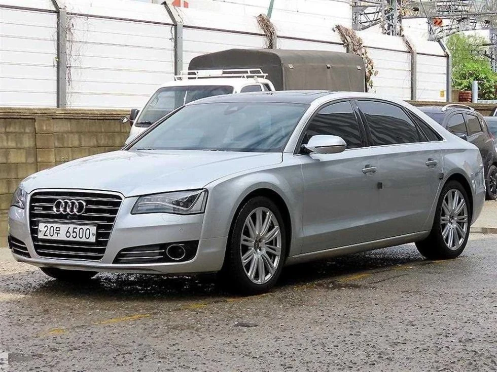 Audi A8 4.2TDI LWB * FIRST CLASS* EKPAHИ * КРАЙНА ЦЕНА* 