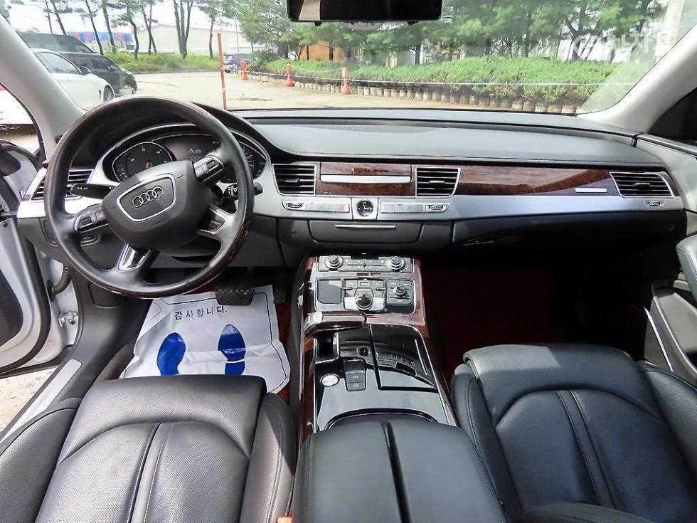Audi A8 4.2TDI LWB * FIRST CLASS* EKPAHИ * КРАЙНА ЦЕНА* , снимка 7 - Автомобили и джипове - 55896453