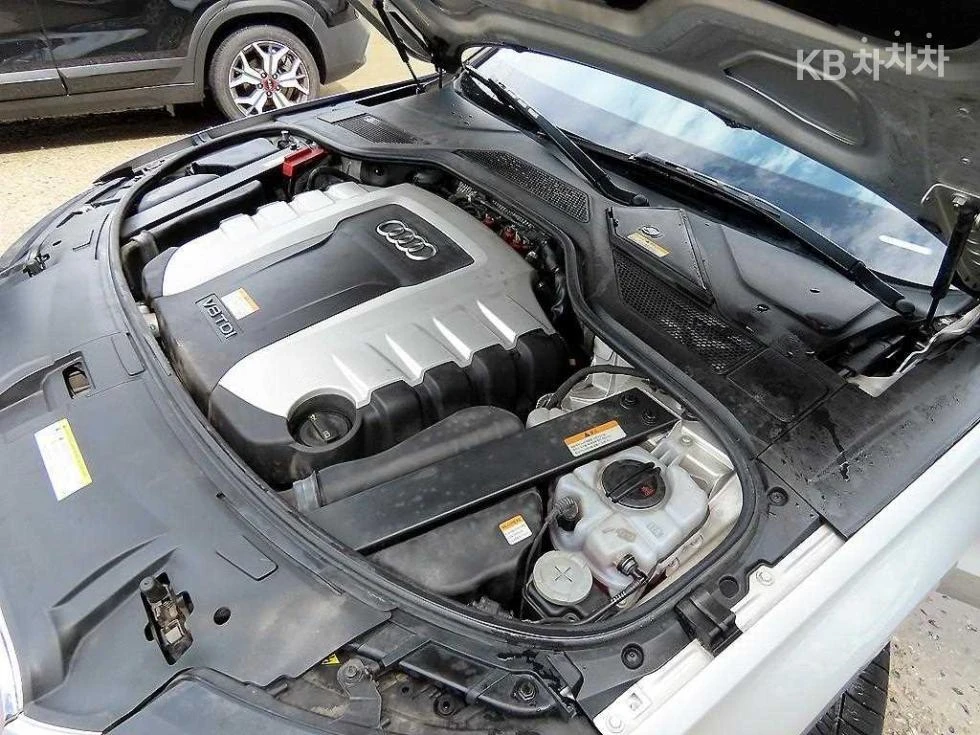 Audi A8 4.2TDI LWB * FIRST CLASS* EKPAHИ * КРАЙНА ЦЕНА* , снимка 15 - Автомобили и джипове - 55896453