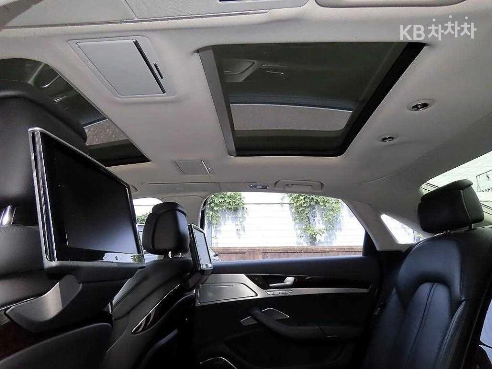Audi A8 4.2TDI LWB * FIRST CLASS* EKPAHИ * КРАЙНА ЦЕНА* , снимка 12 - Автомобили и джипове - 55896453