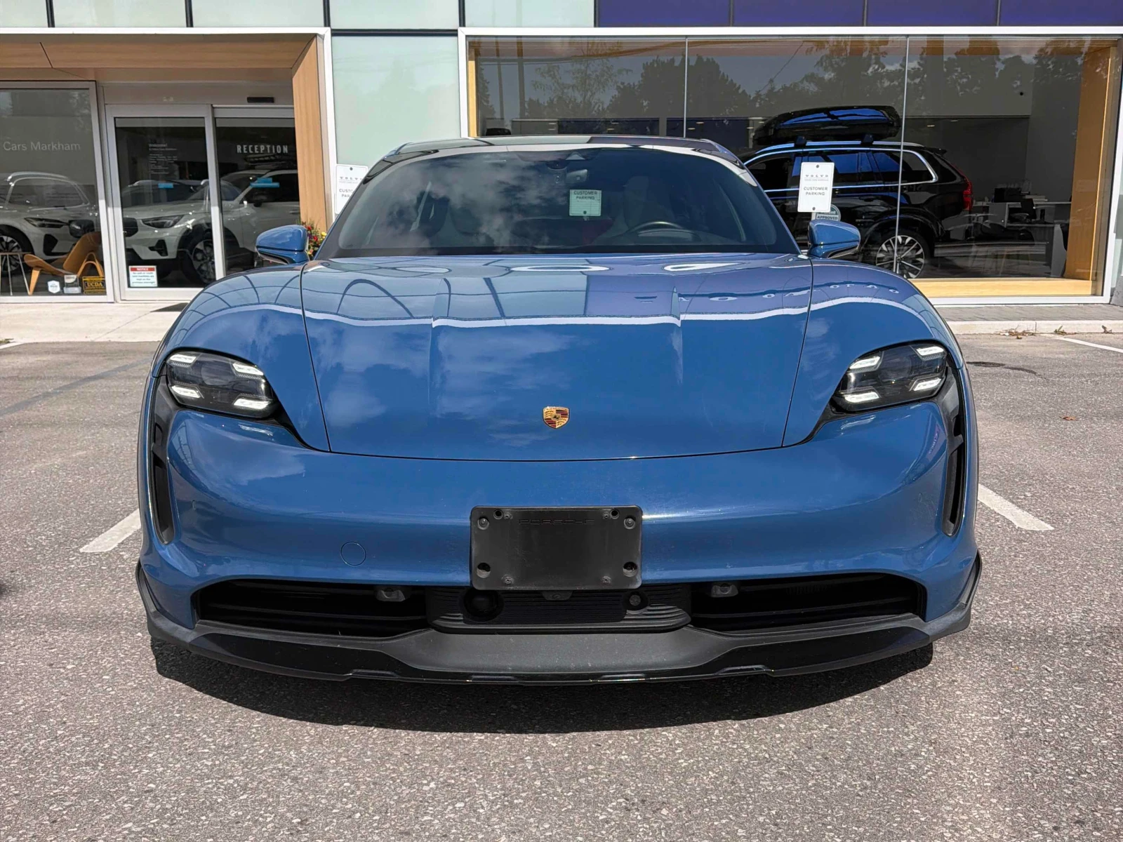Porsche Taycan 4S | CARFAX | БЕЗ ИНЦИДЕНТИ, снимка 2 - Автомобили и джипове - 55955352