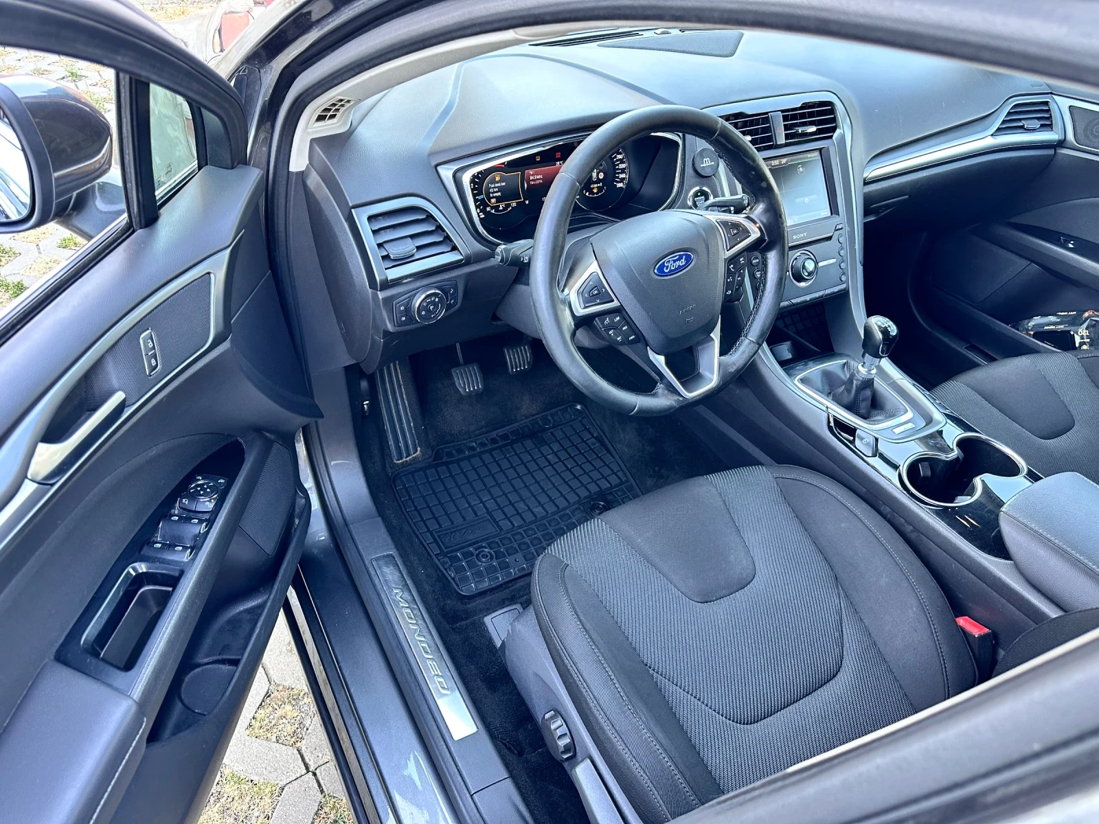 Ford Mondeo Отличен, снимка 11 - Автомобили и джипове - 56132071