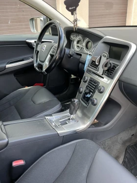 Volvo XC60 D3, снимка 9