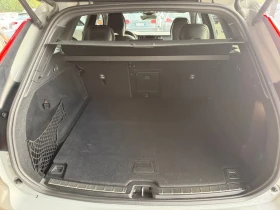 Volvo XC60 B4 AWD 4x4, снимка 7