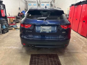 Jaguar F-PACE R Sport  CARFAX - 11500 € / 22492.04 лв. - 33283313 4