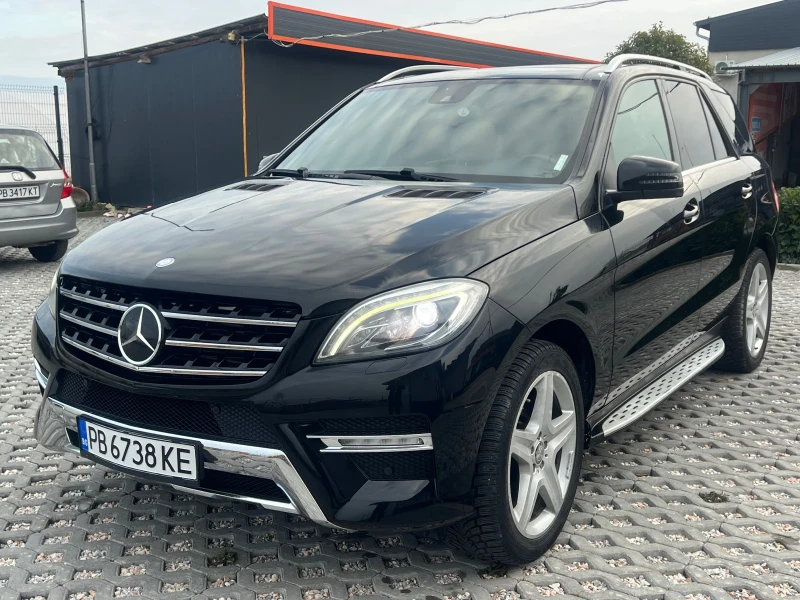 Mercedes-Benz ML 350 AMG / DISTRONIC / PANORAMA / OFF-ROAD / PREMIUM, снимка 2 - Автомобили и джипове - 48242383