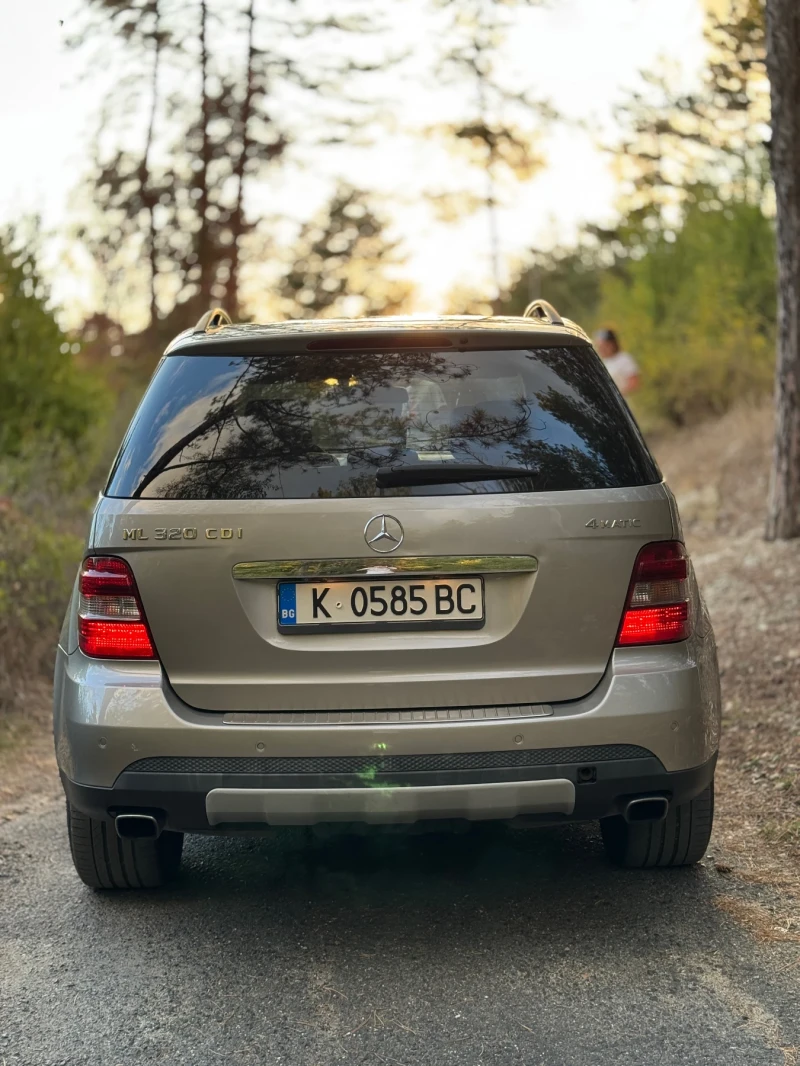 Mercedes-Benz ML 320 4matic, снимка 5 - Автомобили и джипове - 48729940