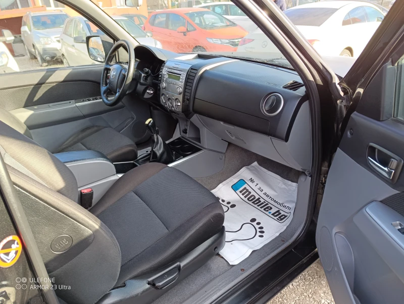 Mazda BT-50 2.5 tdi, снимка 10 - Автомобили и джипове - 49117912