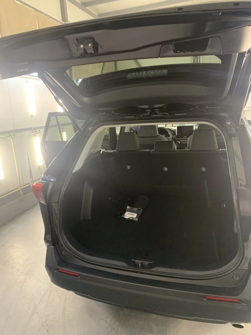 Toyota Rav4 Hibrid, снимка 6 - Автомобили и джипове - 52905841