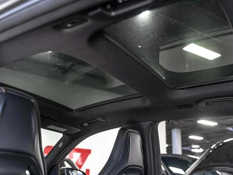 Mercedes-Benz GLC  NIGHT PKG| AMG PERFORMANCE SEATS| , снимка 13 - Автомобили и джипове - 52990862