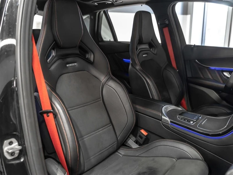 Mercedes-Benz GLC  NIGHT PKG| AMG PERFORMANCE SEATS| , снимка 10 - Автомобили и джипове - 52990862