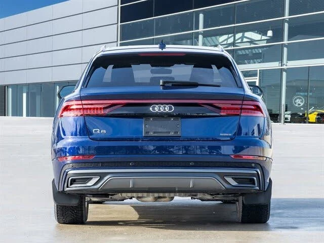 Audi Q8 TFSI 55 * TECHNIK * АвтоКредит * (ЦЕНА ДО БГ), снимка 5 - Автомобили и джипове - 53264423