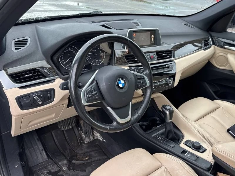 BMW X1 * xDrive28i * 2 КЛЮЧА * КОМПЛЕКТ ГУМИ * PANO, снимка 7 - Автомобили и джипове - 55800494