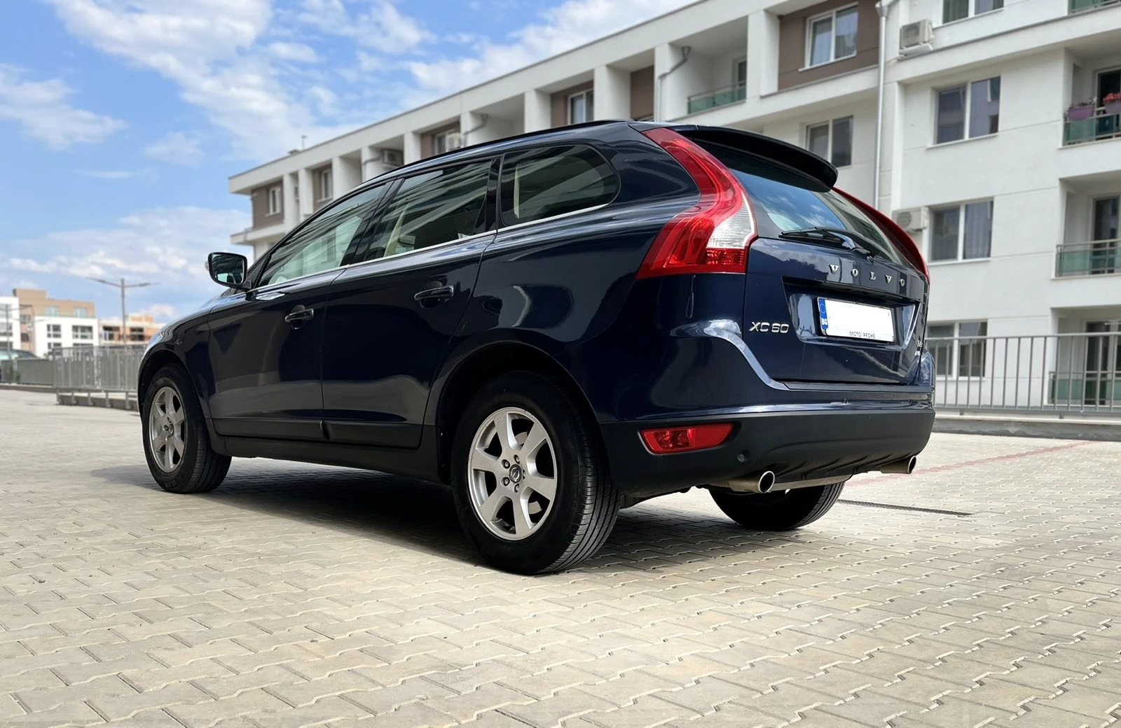 Volvo XC60 D3 - изображение 5